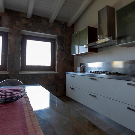 Villa Alba Esclusiva Villa Con Piscina A Sfioro E Vista Mozzafiato Sul Mare Кугнана Екстер'єр фото