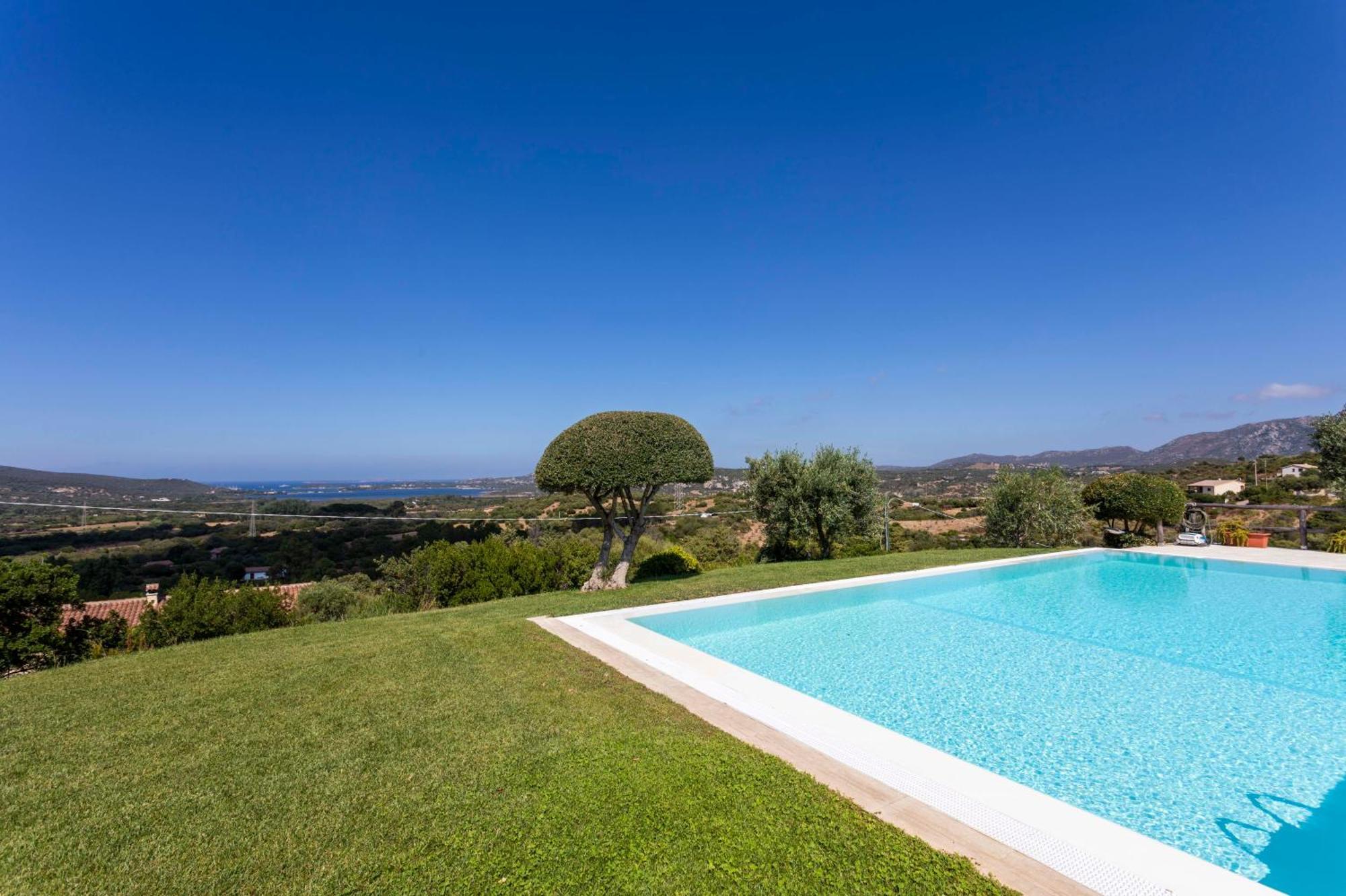 Villa Alba Esclusiva Villa Con Piscina A Sfioro E Vista Mozzafiato Sul Mare Кугнана Екстер'єр фото